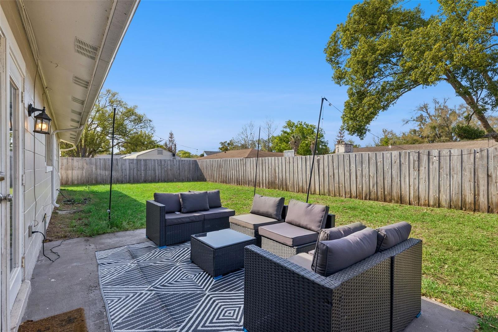 Image 19 of 28 For 3205 Caulfield Street