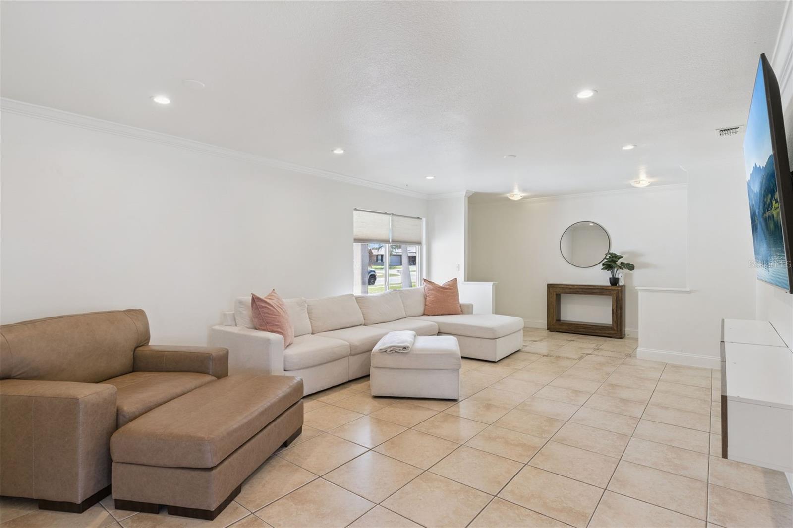 Image 2 of 28 For 3205 Caulfield Street