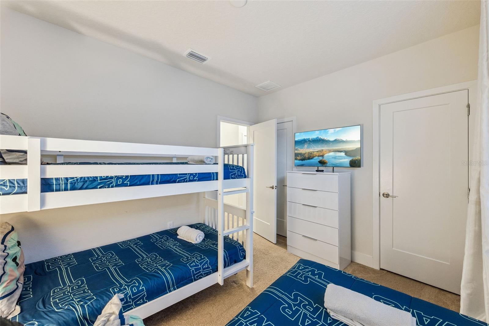 Image 14 of 34 For 17226 Blessing Drive