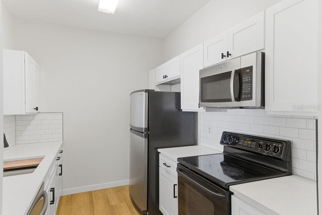 Image 9 of 34 For 3190 Dante Drive 305