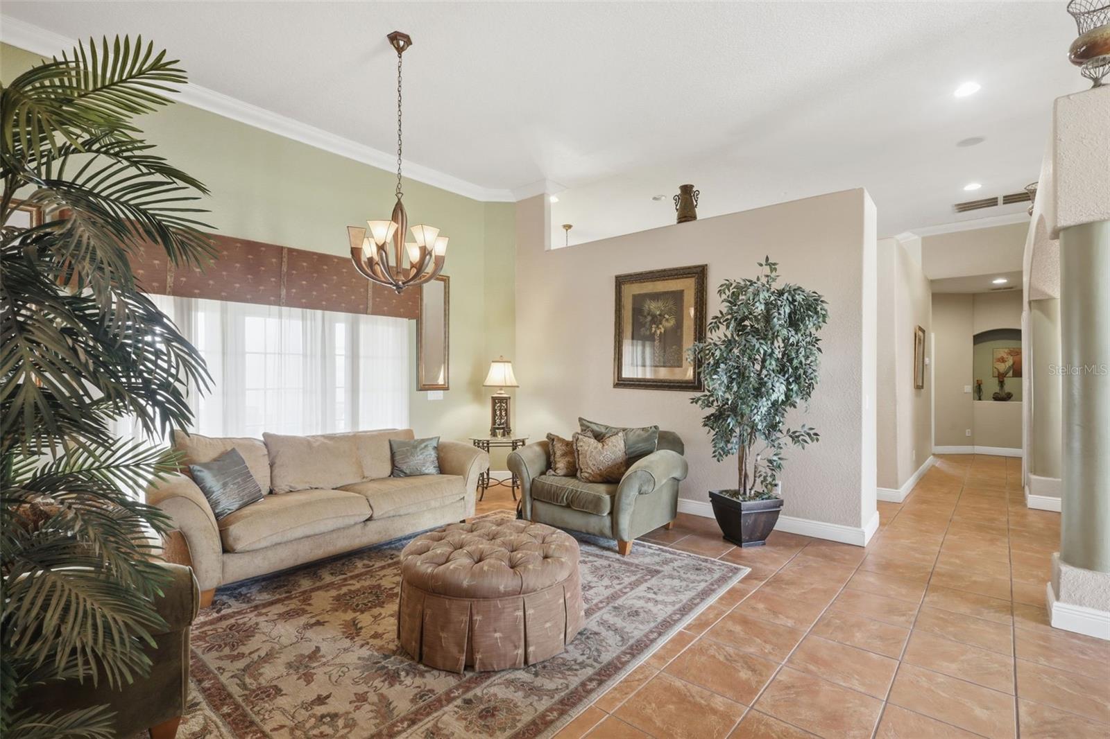 Image 18 of 48 For 1051 Dunbar Avenue