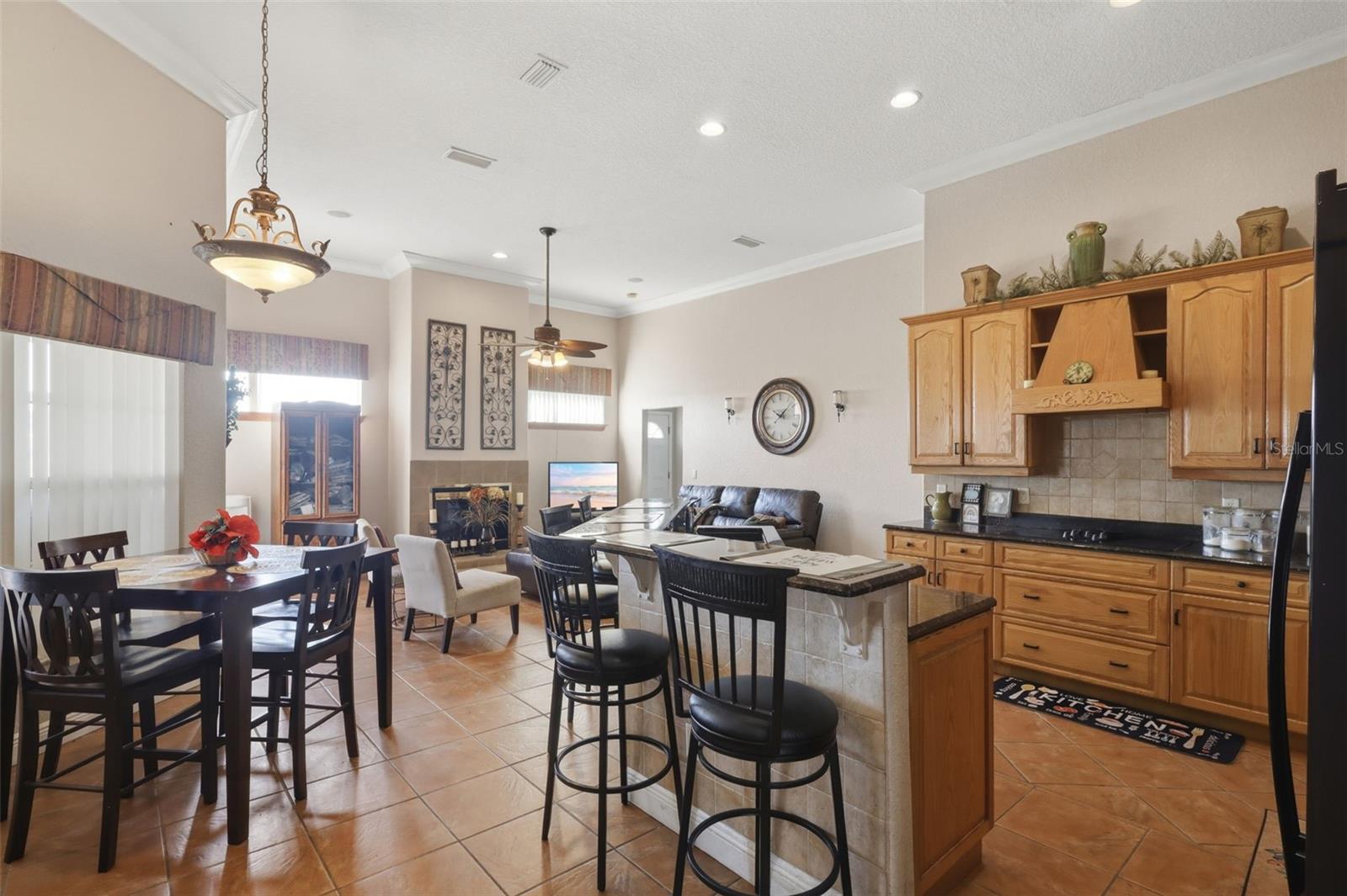 Image 22 of 48 For 1051 Dunbar Avenue