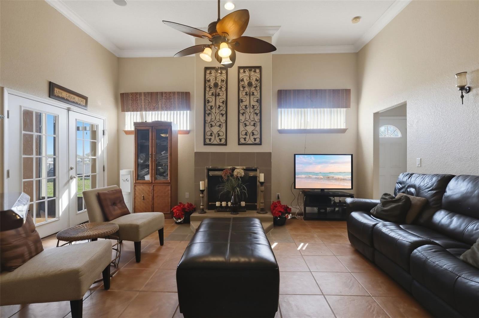 Image 28 of 48 For 1051 Dunbar Avenue