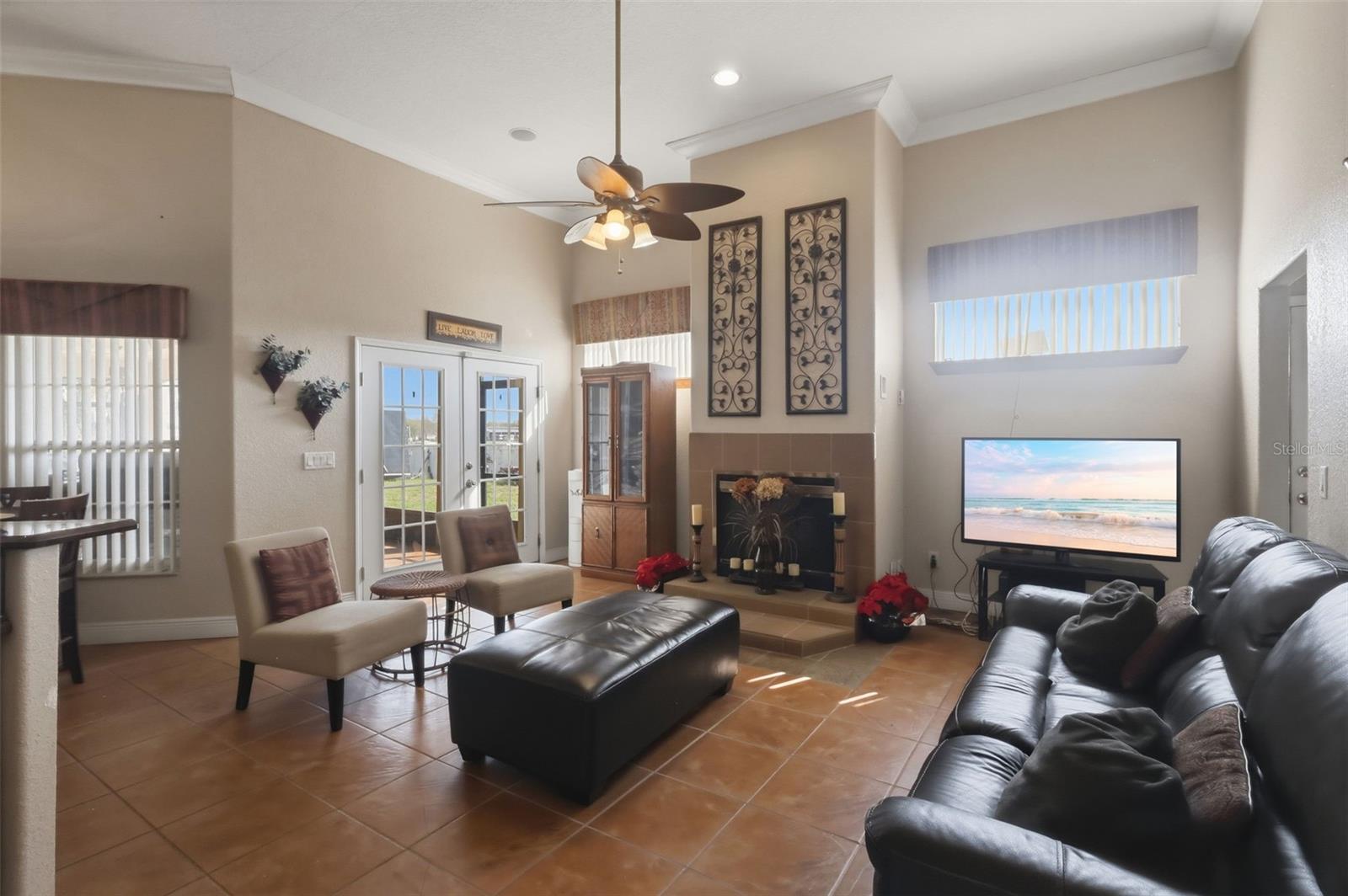 Image 29 of 48 For 1051 Dunbar Avenue