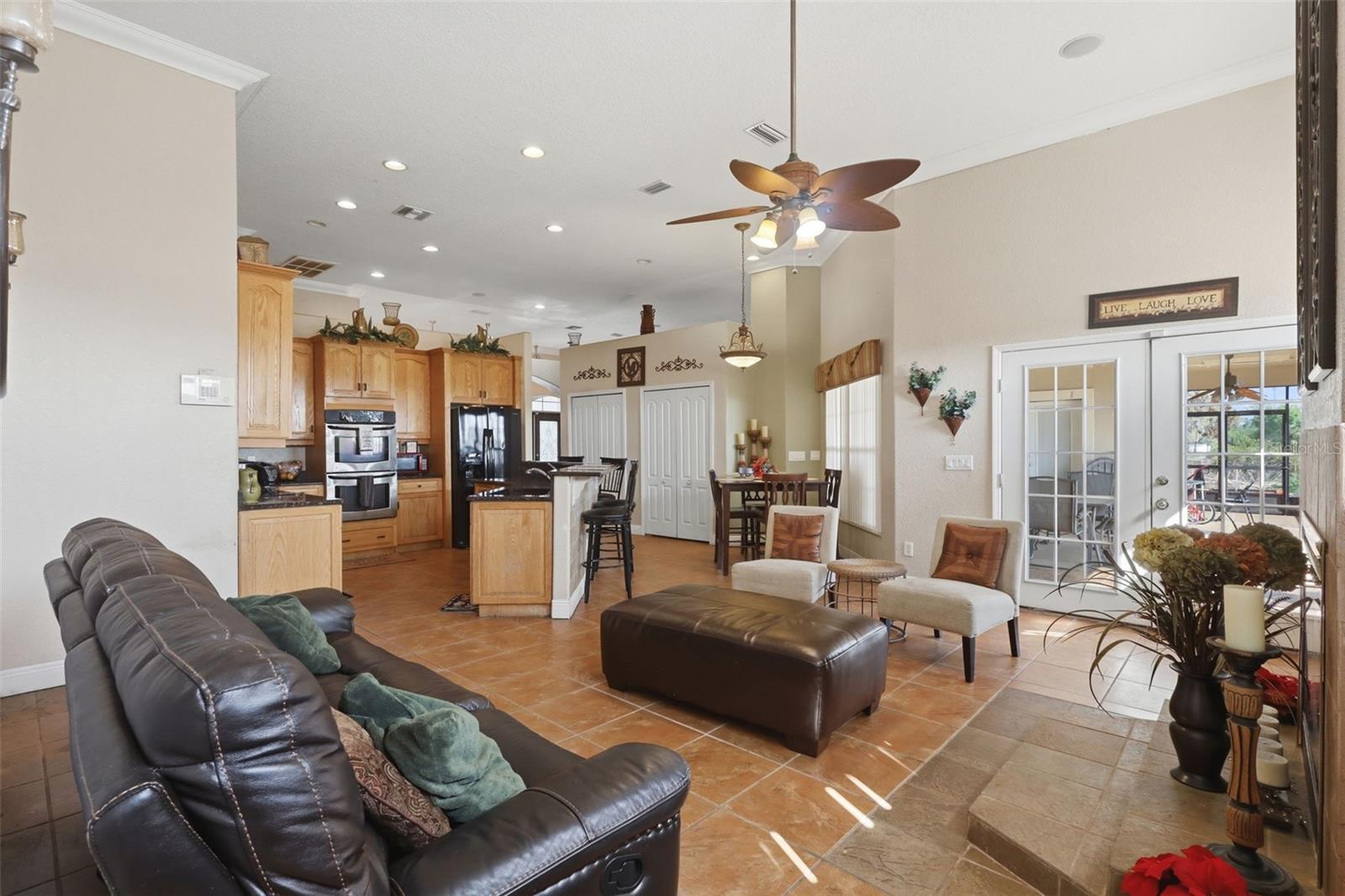 Image 30 of 48 For 1051 Dunbar Avenue