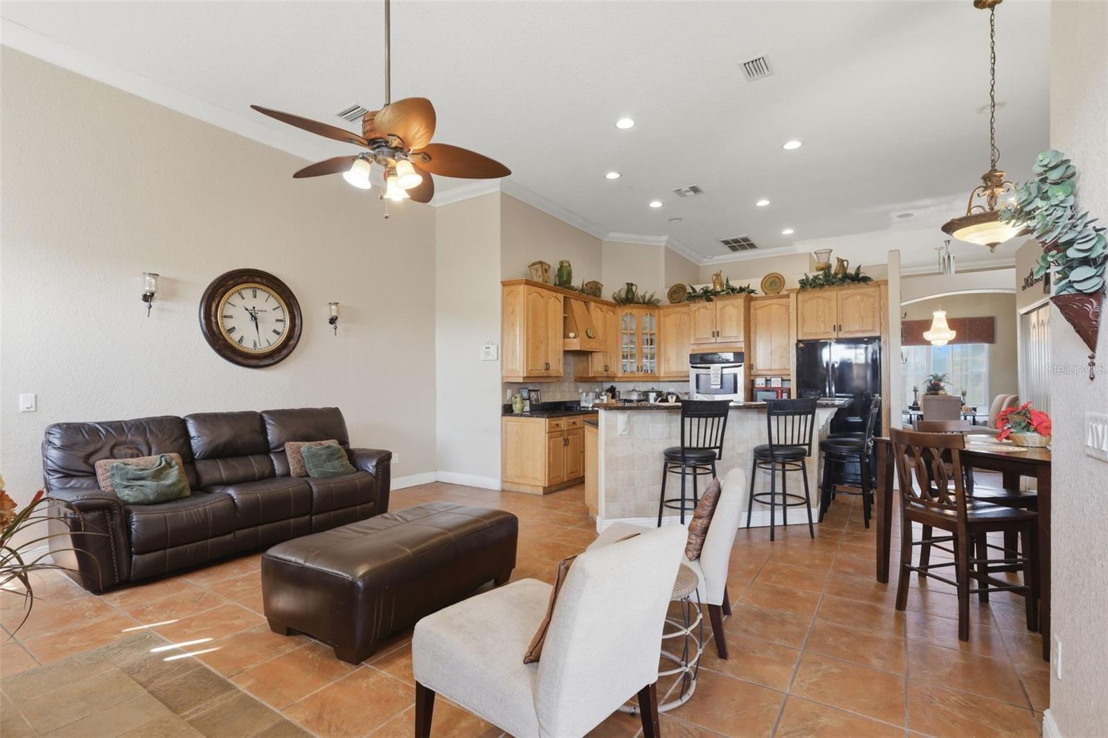 Image 33 of 48 For 1051 Dunbar Avenue