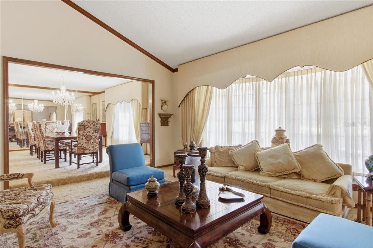 Image 23 of 90 For 301 Sweetwater Club Circle