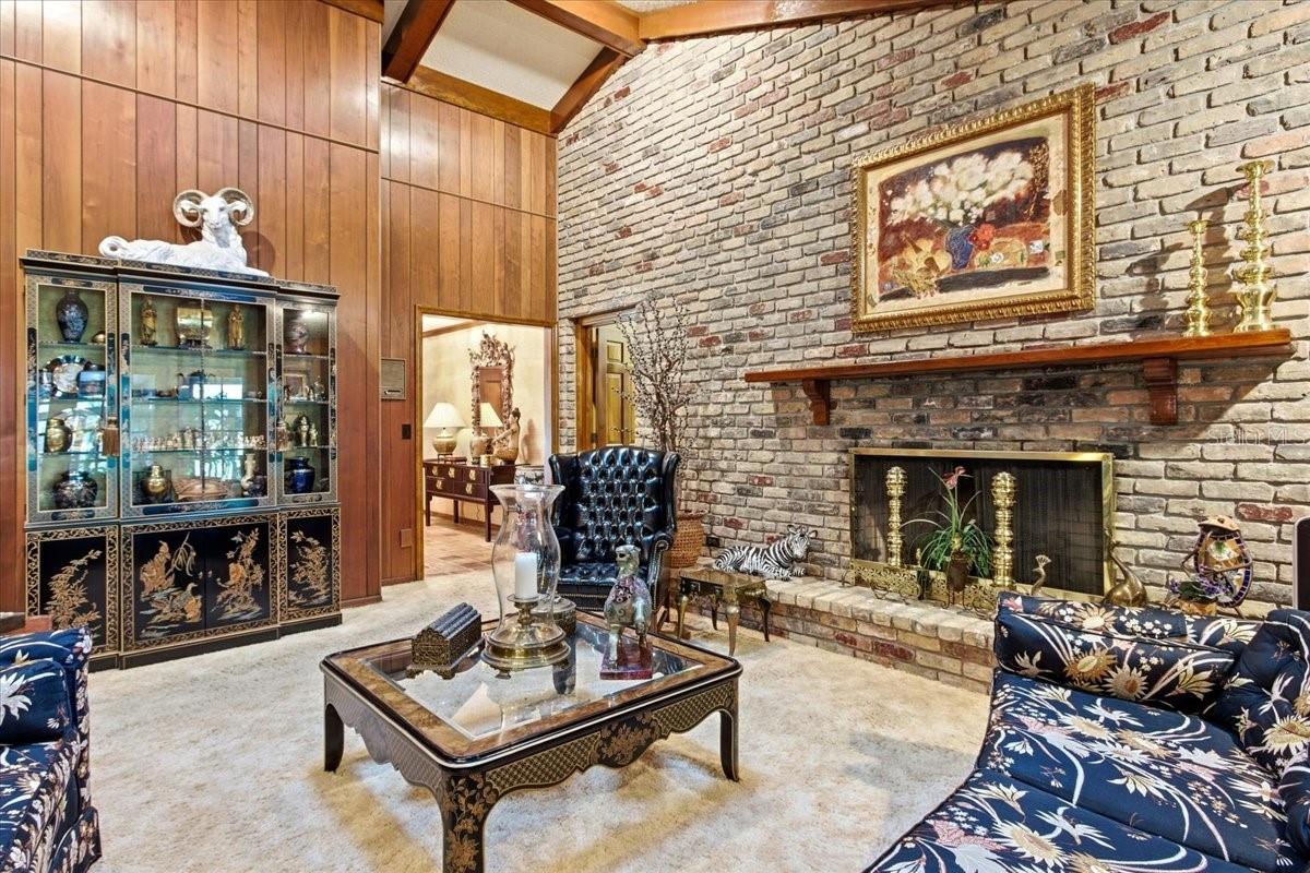 Image 29 of 90 For 301 Sweetwater Club Circle