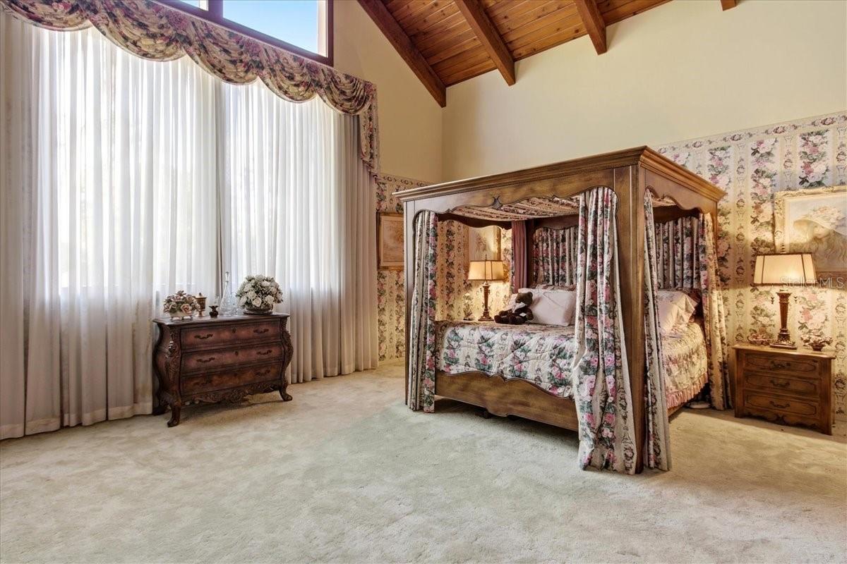 Image 50 of 90 For 301 Sweetwater Club Circle