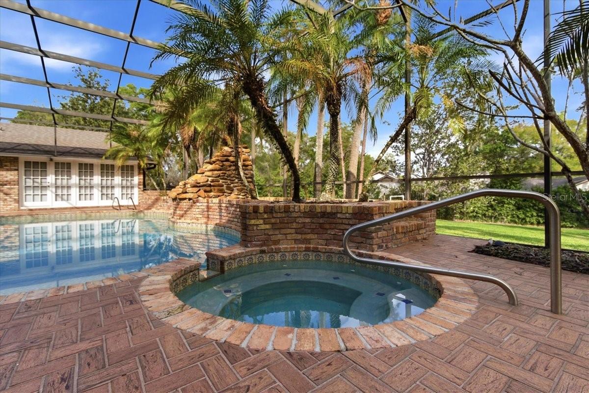 Image 78 of 90 For 301 Sweetwater Club Circle