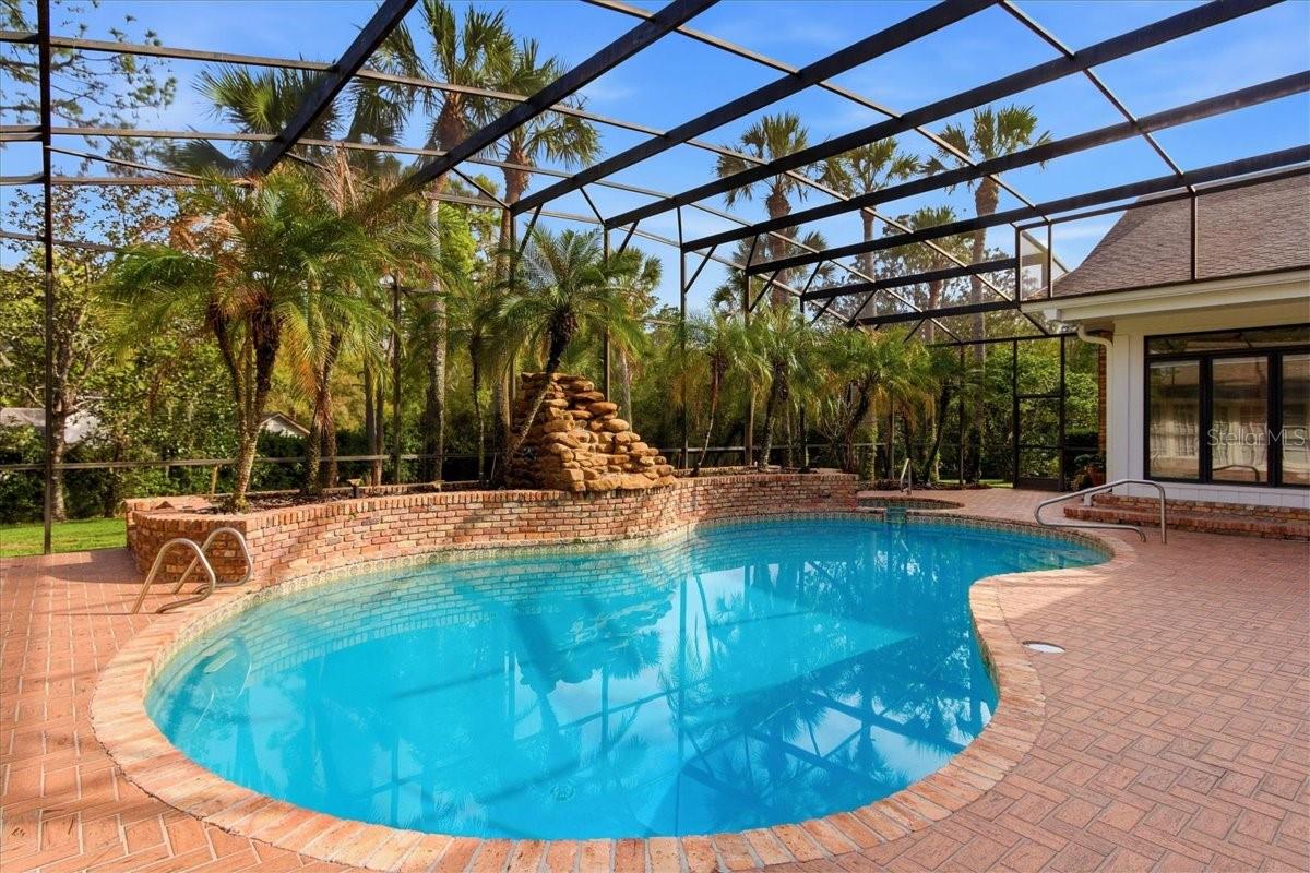 Image 81 of 90 For 301 Sweetwater Club Circle