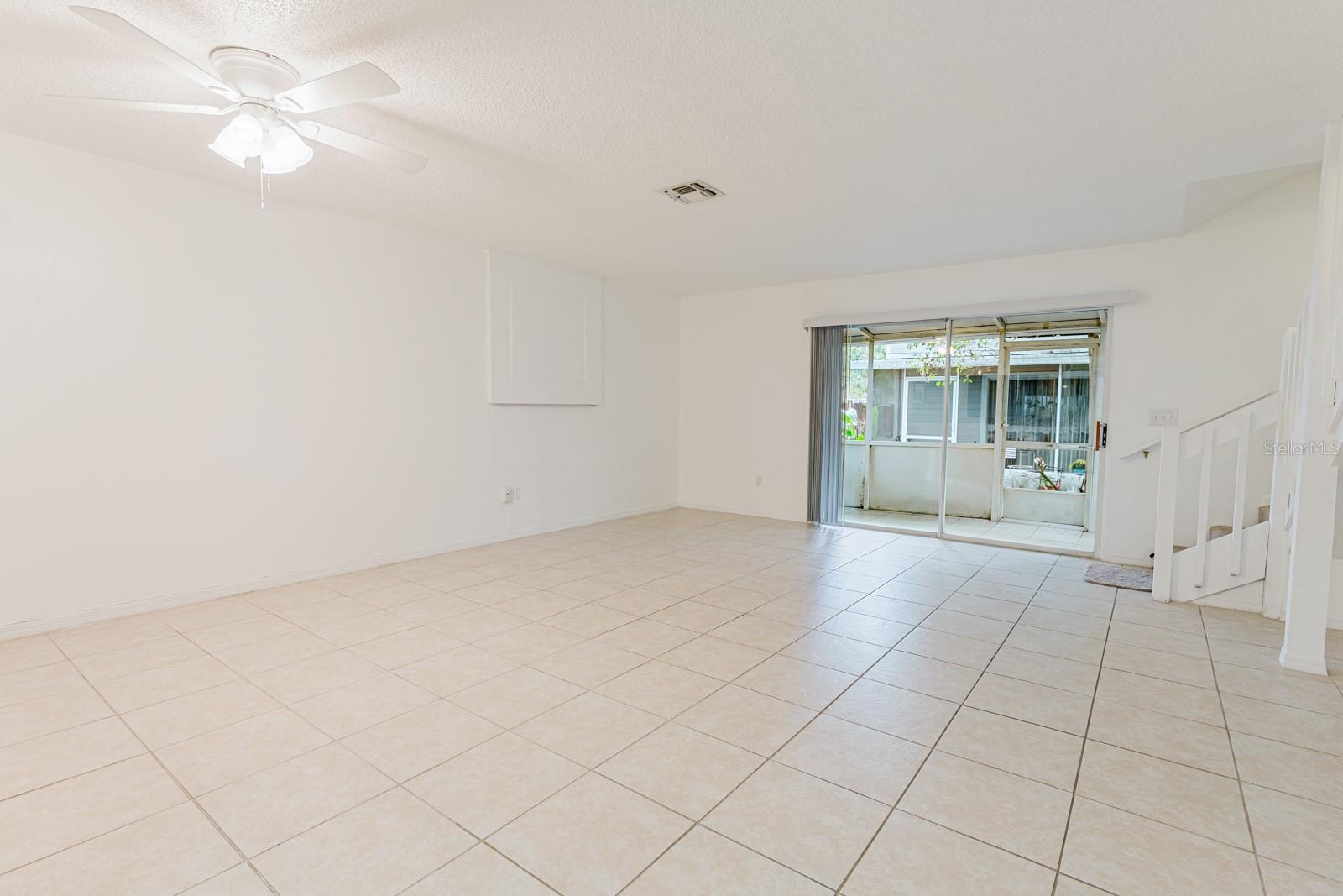 Image 12 of 31 For 6030 Scotchwood Glen 103