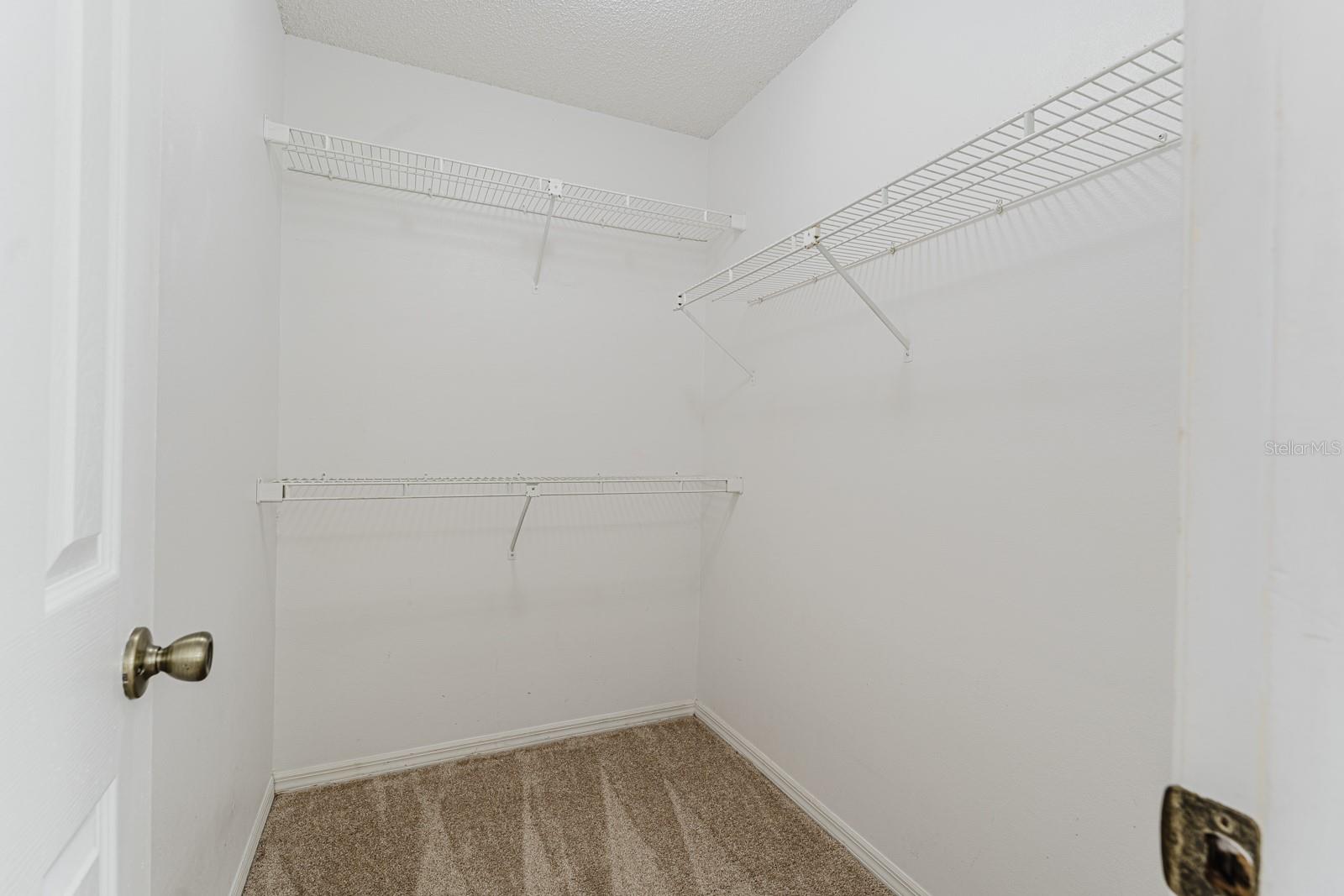 Image 17 of 31 For 6030 Scotchwood Glen 103