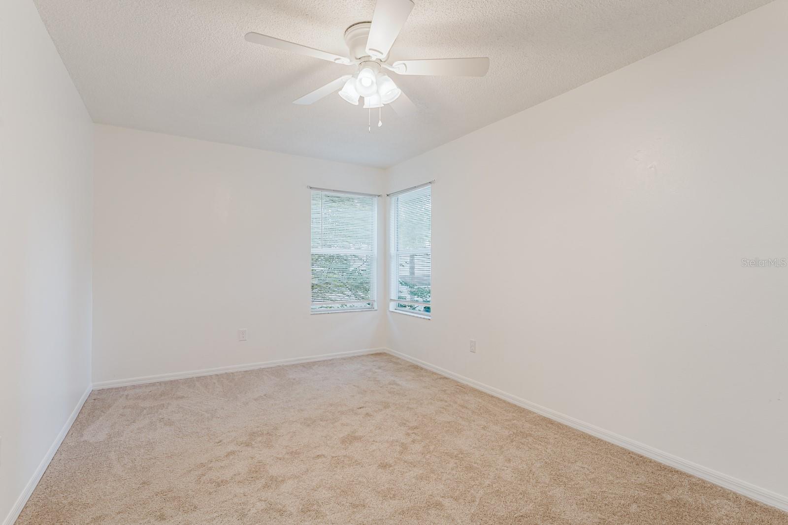 Image 19 of 31 For 6030 Scotchwood Glen 103