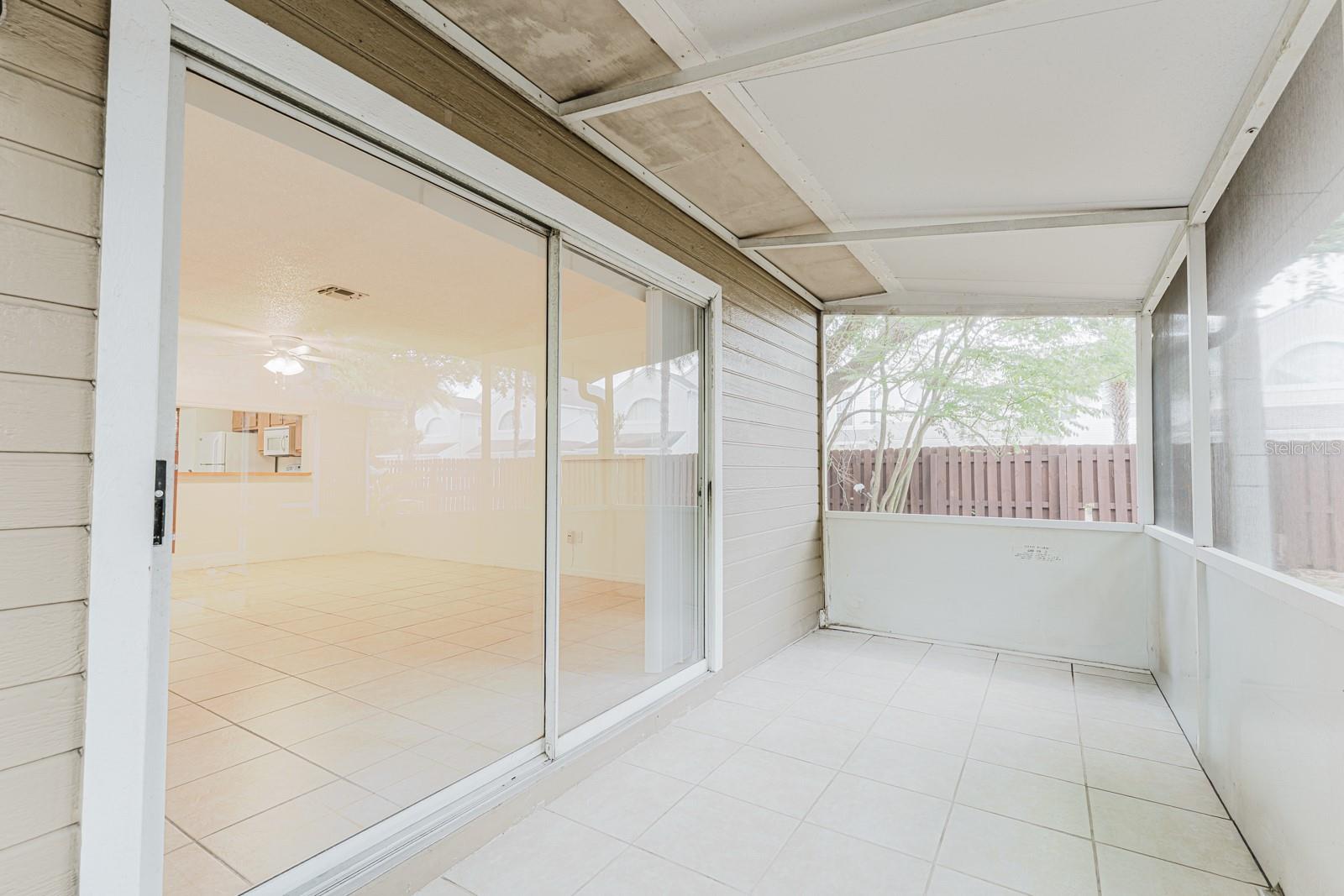 Image 27 of 31 For 6030 Scotchwood Glen 103