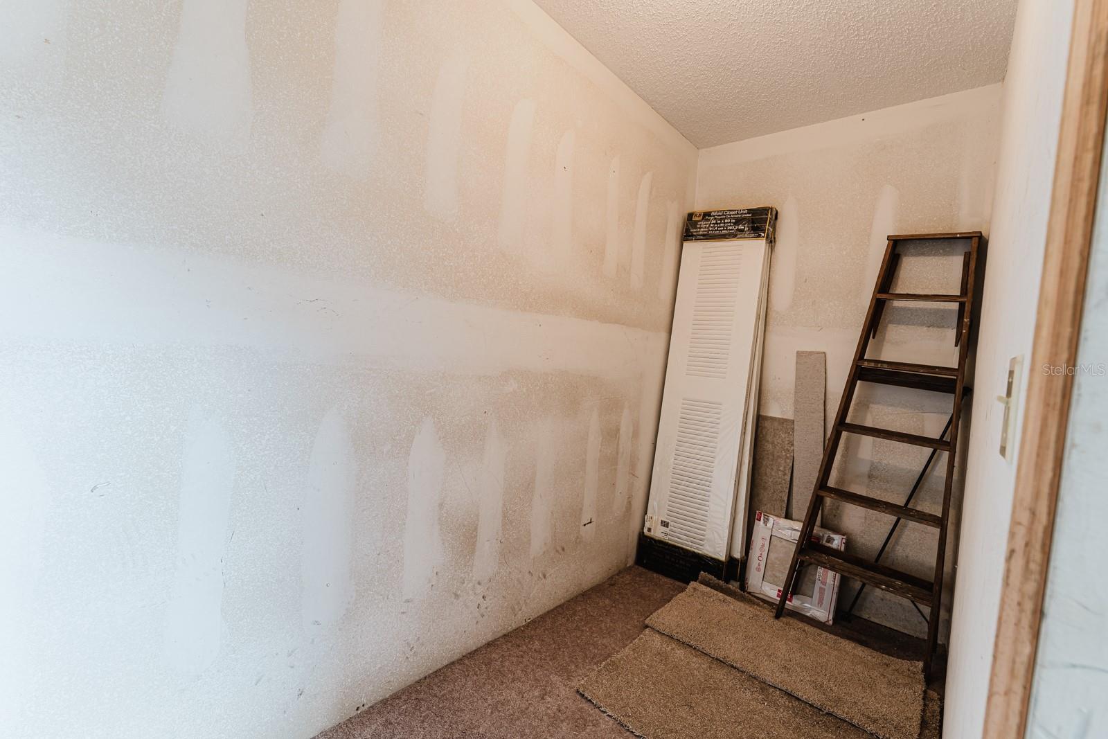 Image 29 of 31 For 6030 Scotchwood Glen 103