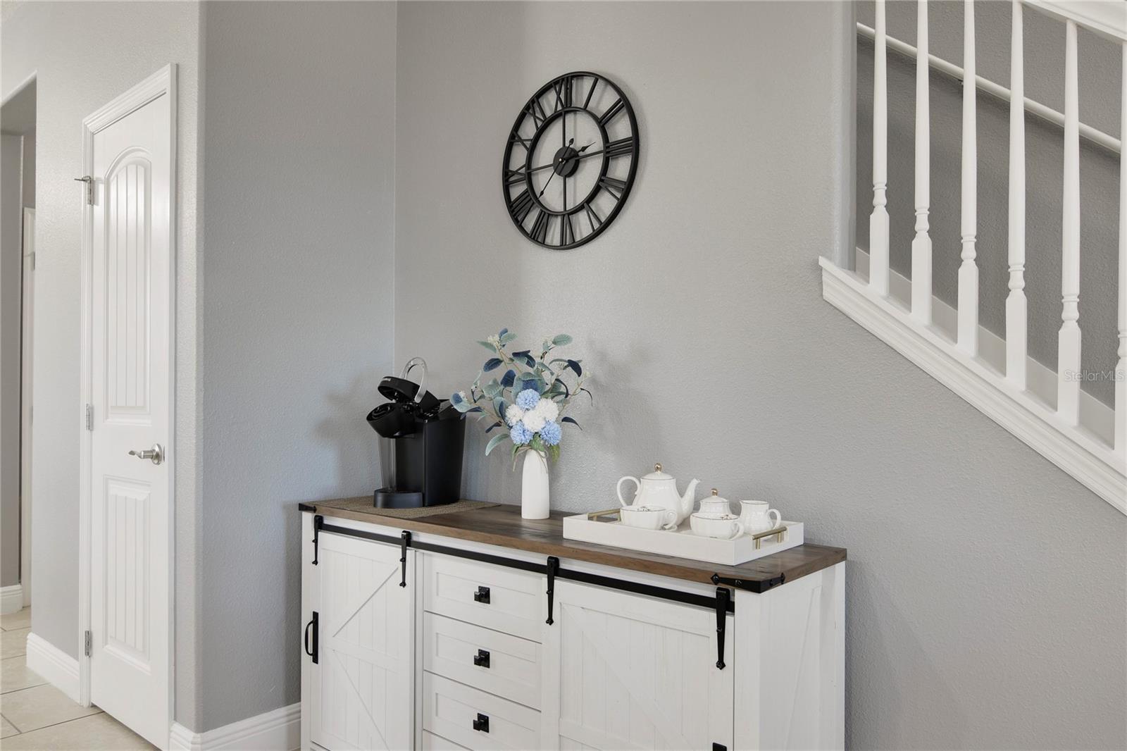 Image 11 of 50 For 4115 Oaktree Drive