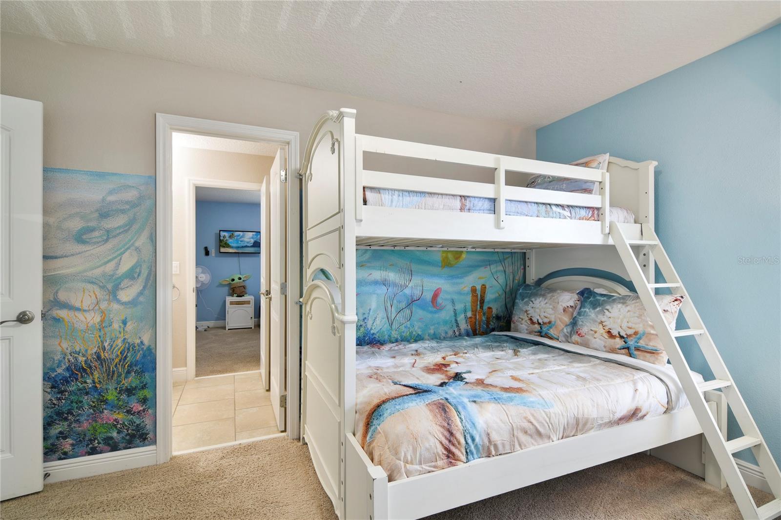 Image 37 of 50 For 4115 Oaktree Drive