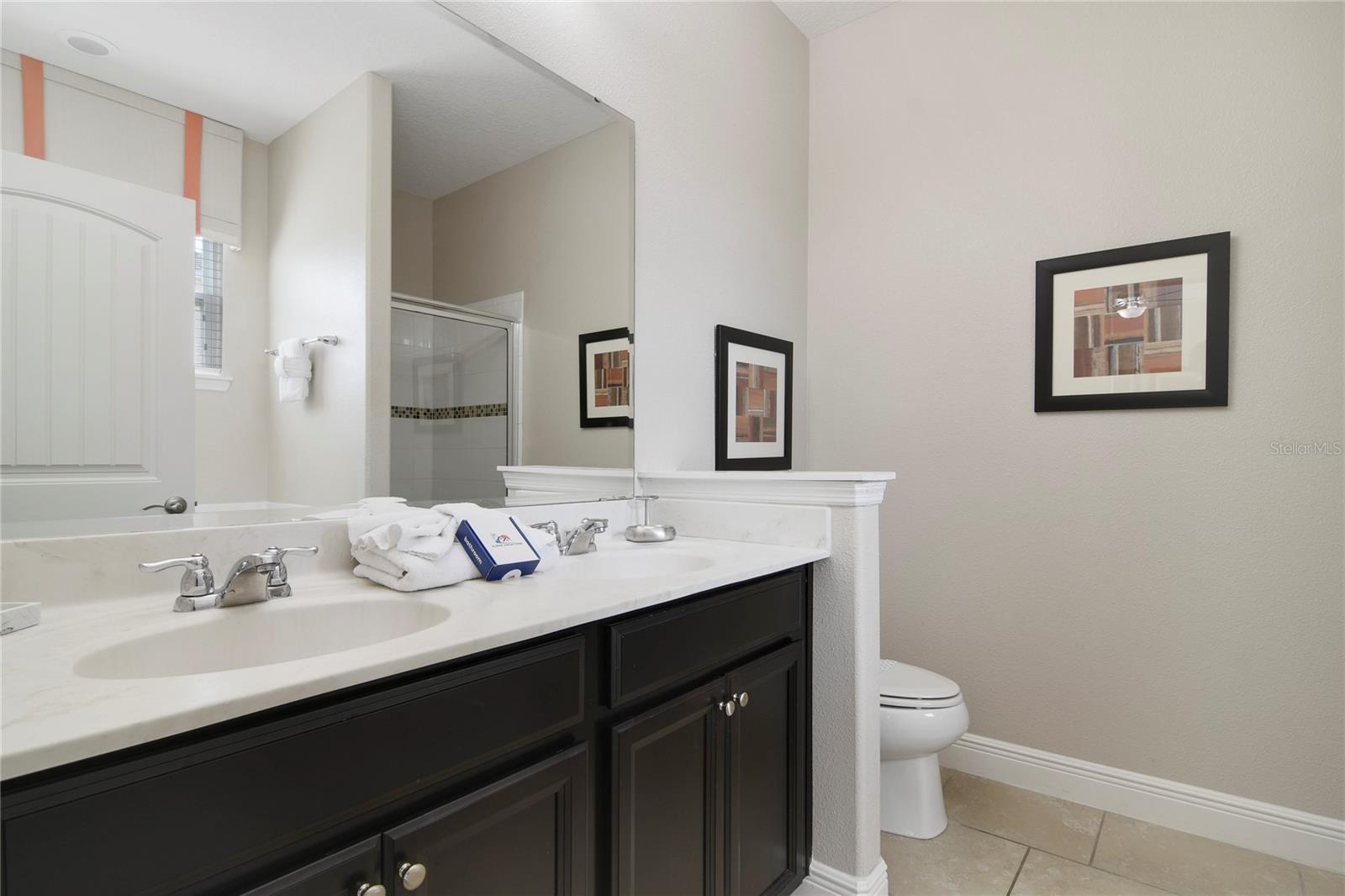 Image 8 of 50 For 4115 Oaktree Drive