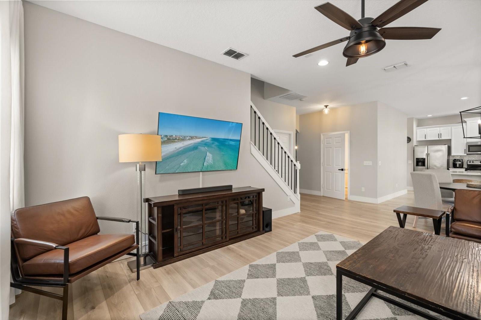 Image 13 of 37 For 1889 Lakelet Loop