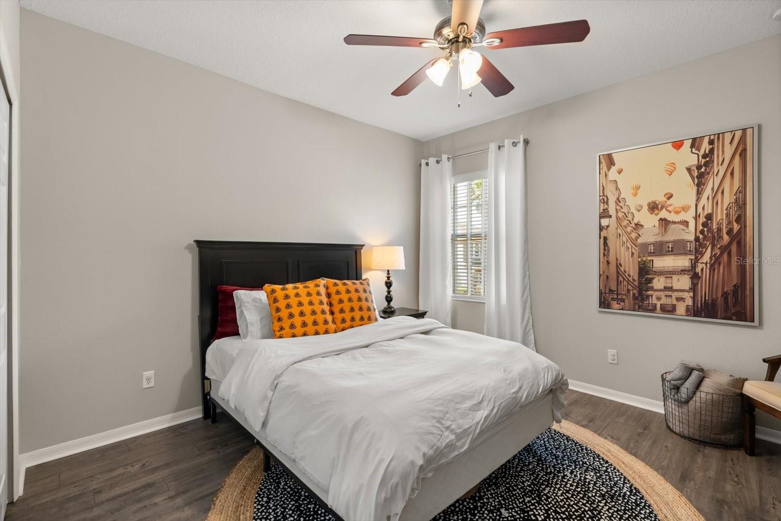 Image 20 of 37 For 1889 Lakelet Loop