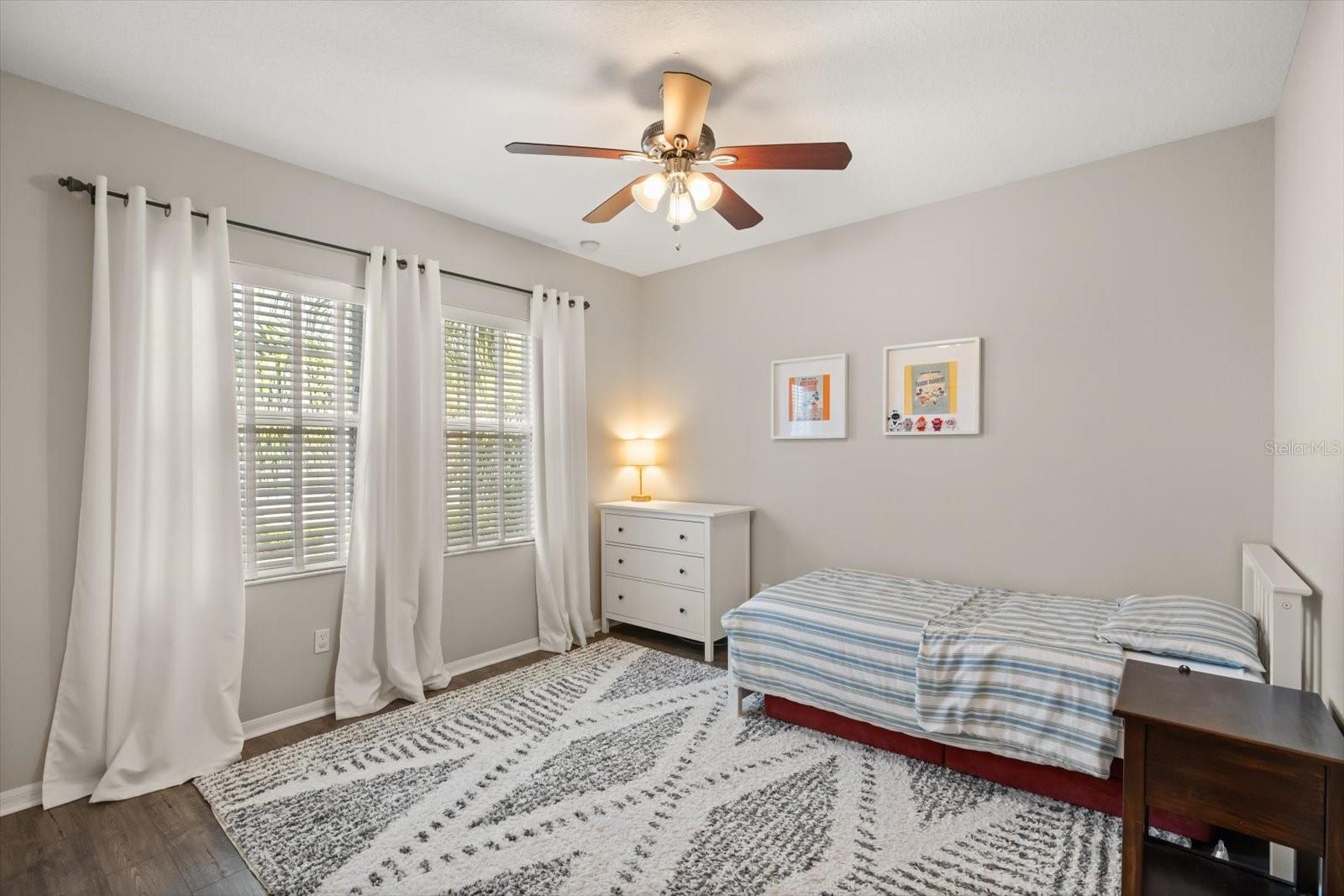 Image 23 of 37 For 1889 Lakelet Loop