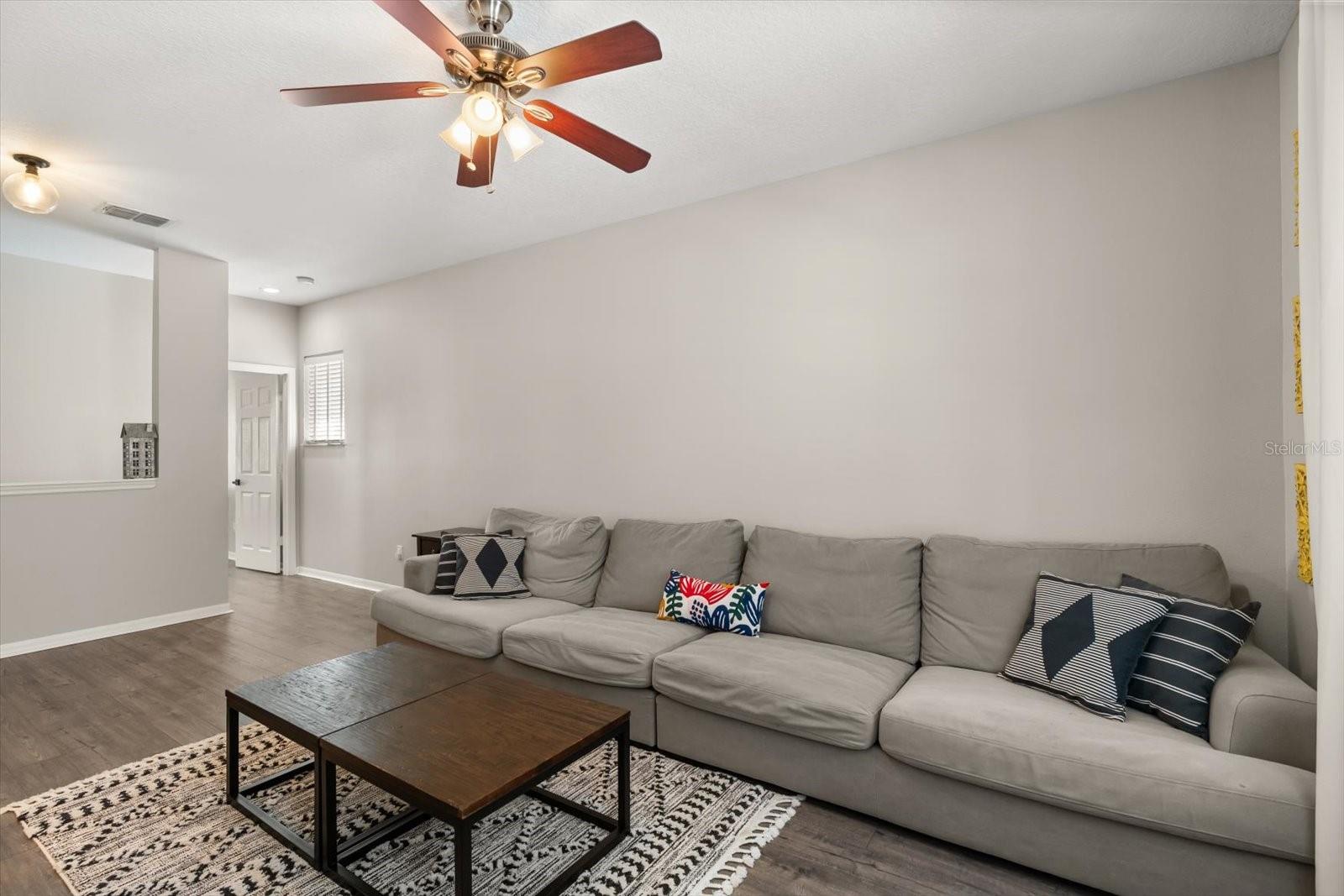 Image 30 of 37 For 1889 Lakelet Loop