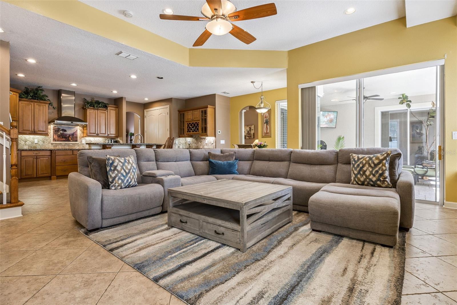 Image 12 of 51 For 6344 Bordeaux Circle