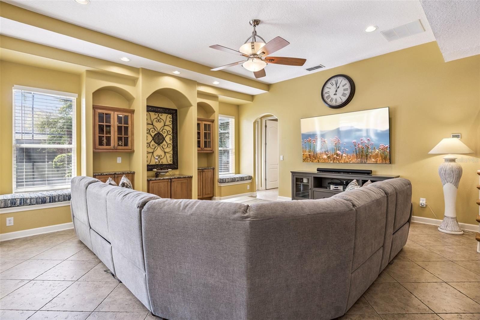 Image 13 of 51 For 6344 Bordeaux Circle