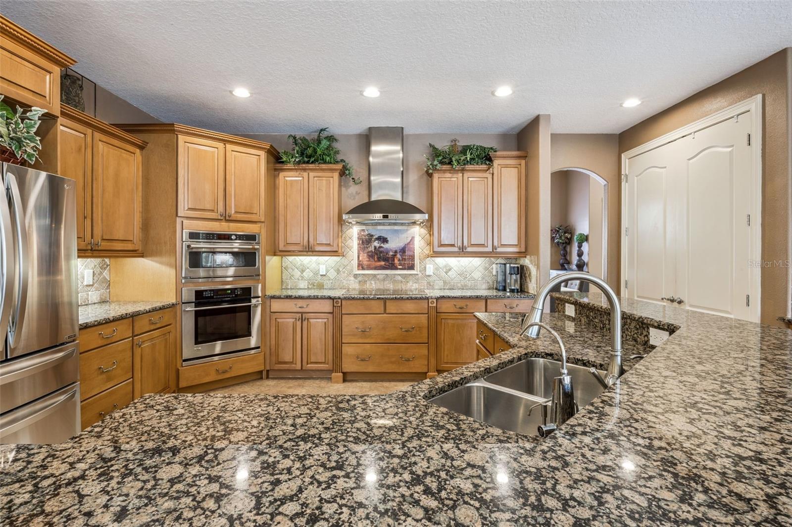 Image 19 of 51 For 6344 Bordeaux Circle