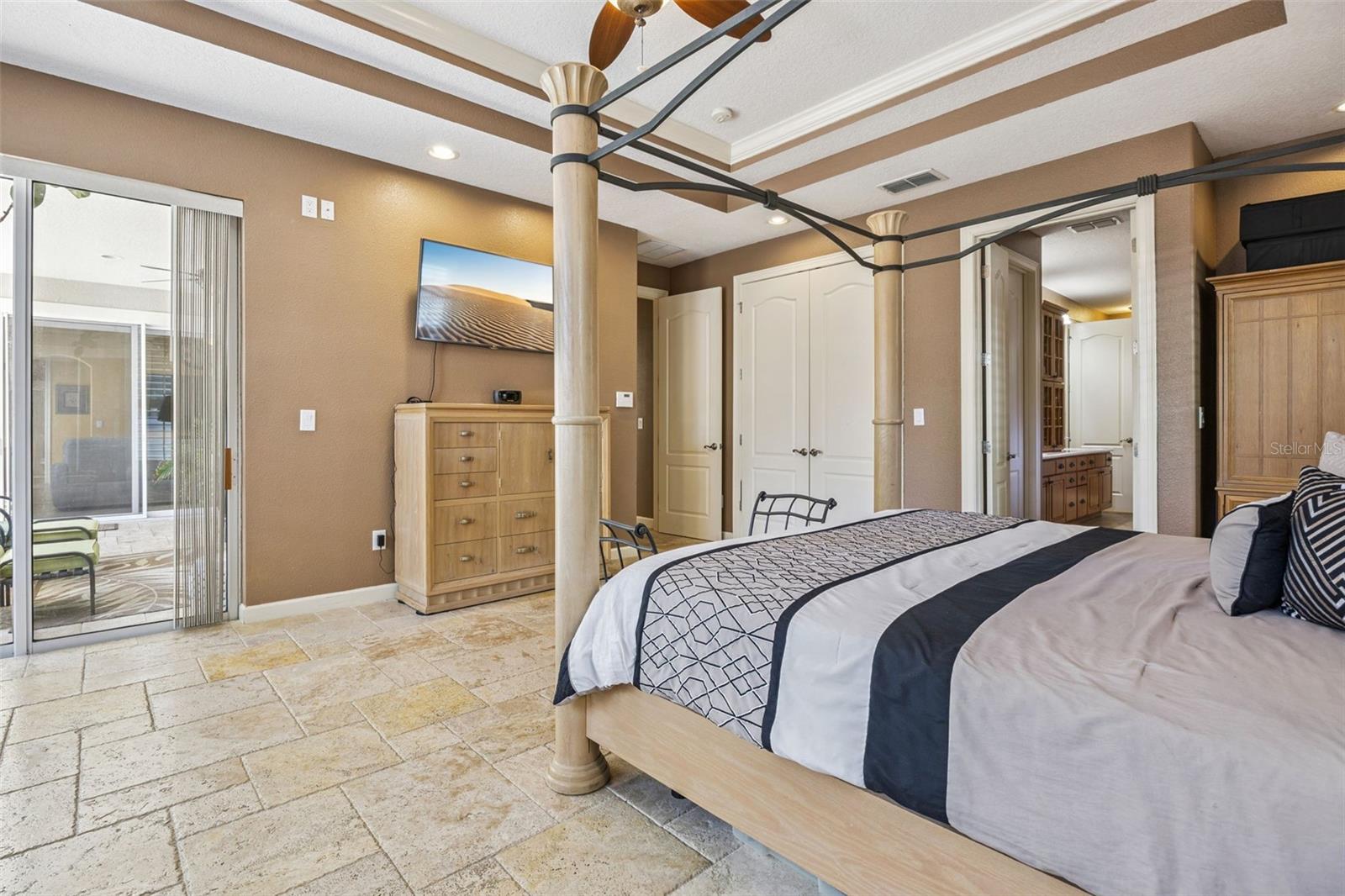 Image 22 of 51 For 6344 Bordeaux Circle