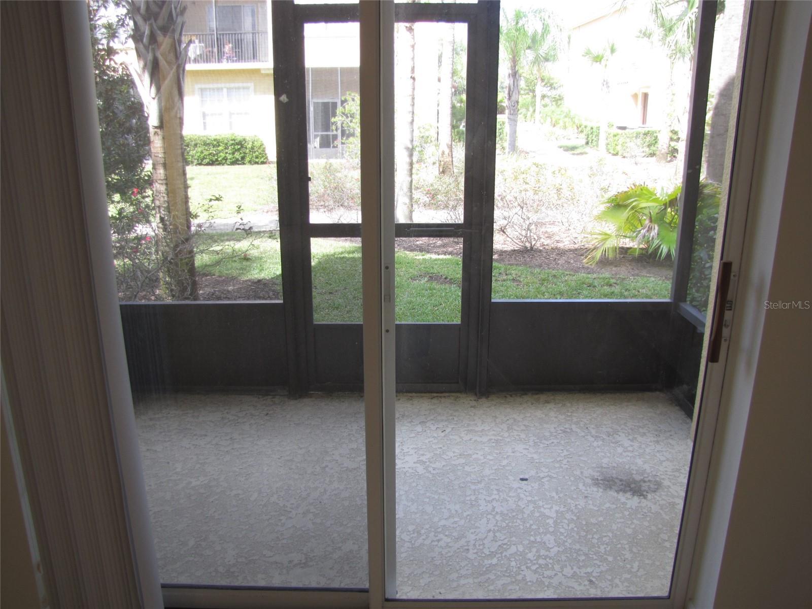 Image 14 of 29 For 7513 Bliss Way 33