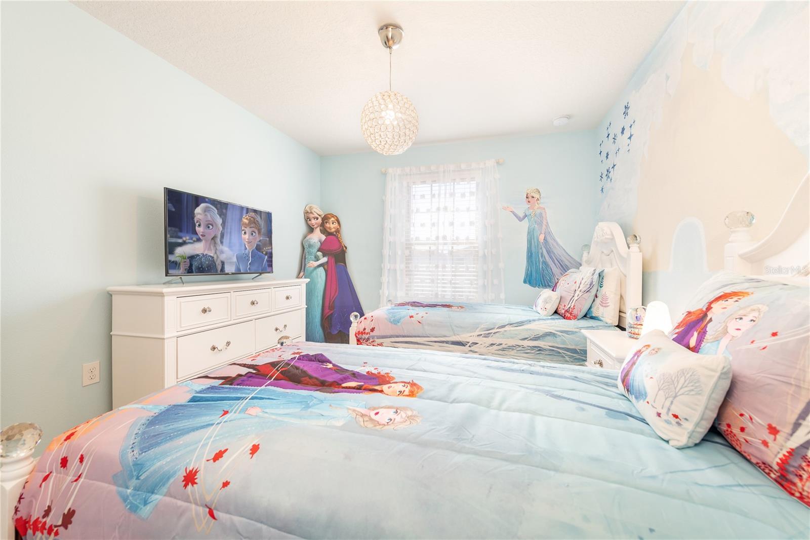 Image 12 of 26 For 8931 Zurich Lane