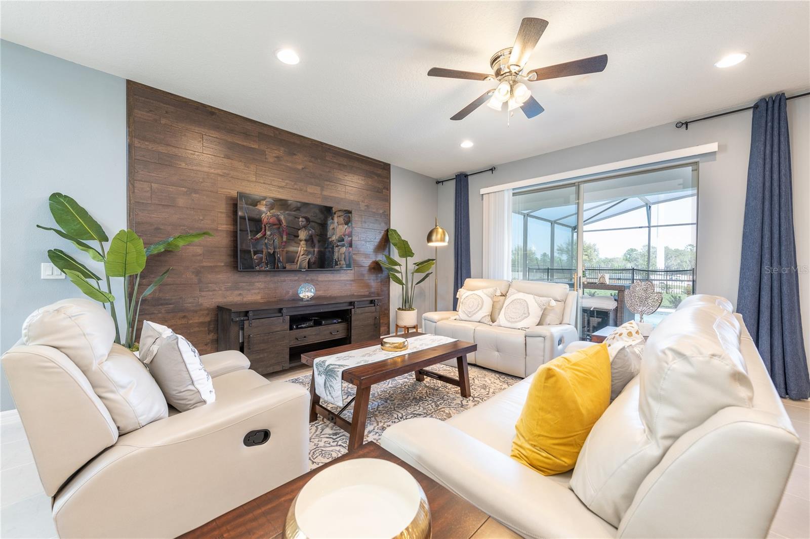 Image 14 of 26 For 8931 Zurich Lane