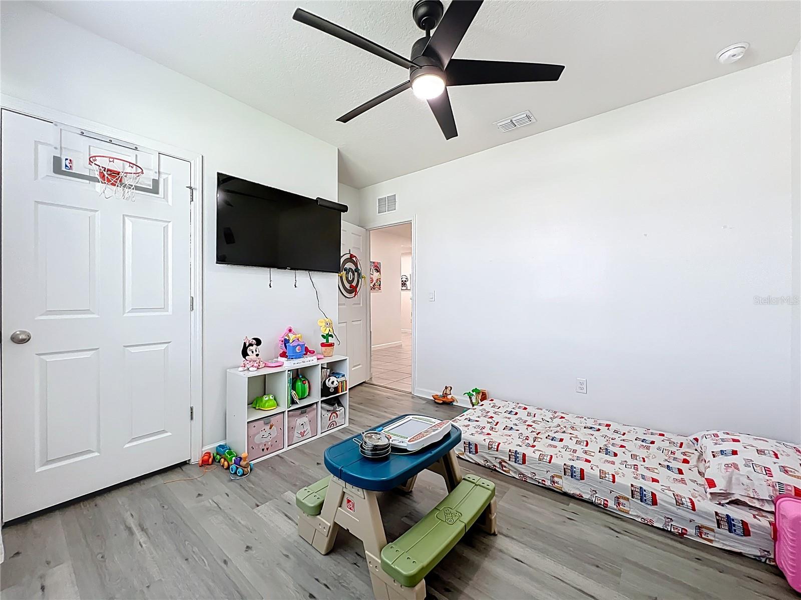 Image 22 of 35 For 3180 Burrowing Owl Drive