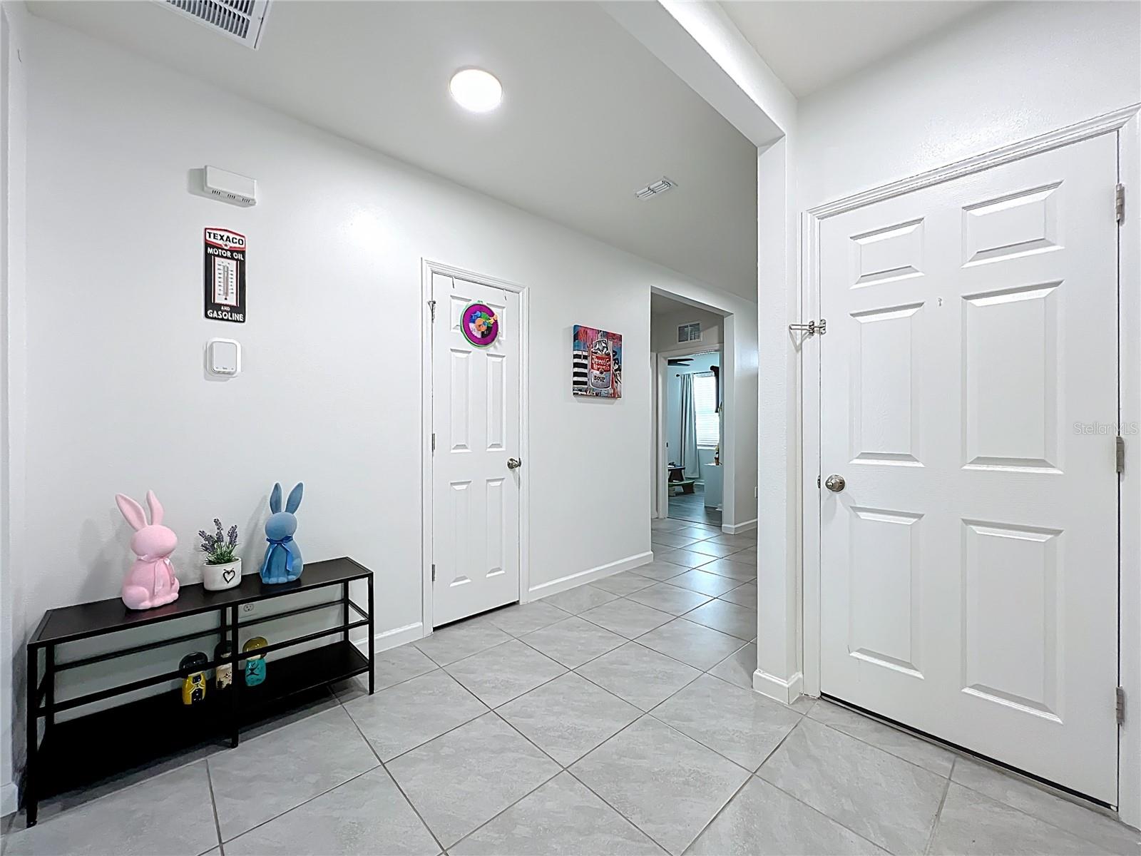 Image 8 of 35 For 3180 Burrowing Owl Drive