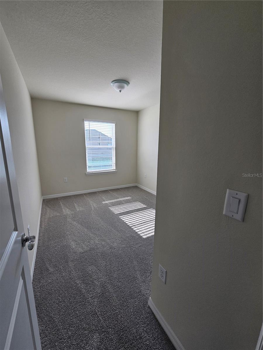 Image 15 of 24 For 16288 Merry Aly