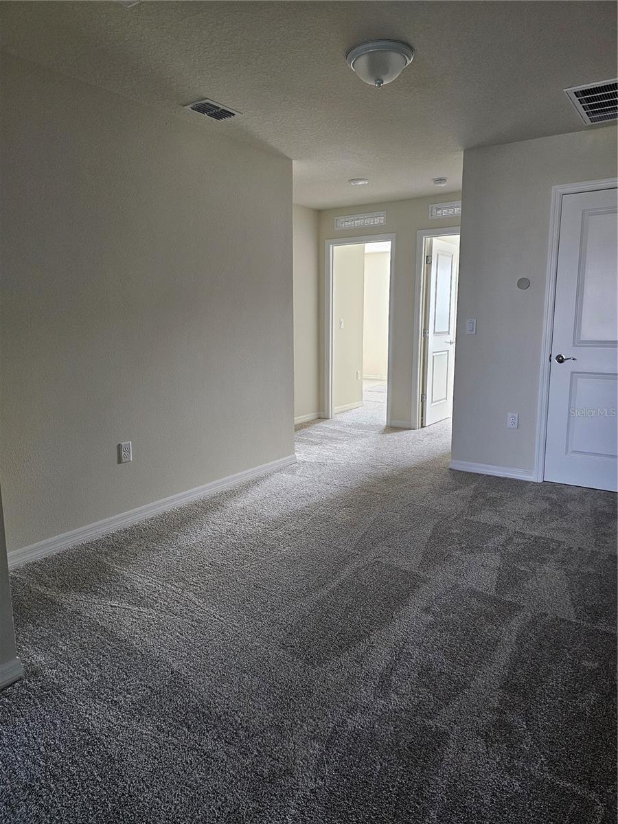 Image 8 of 24 For 16288 Merry Aly