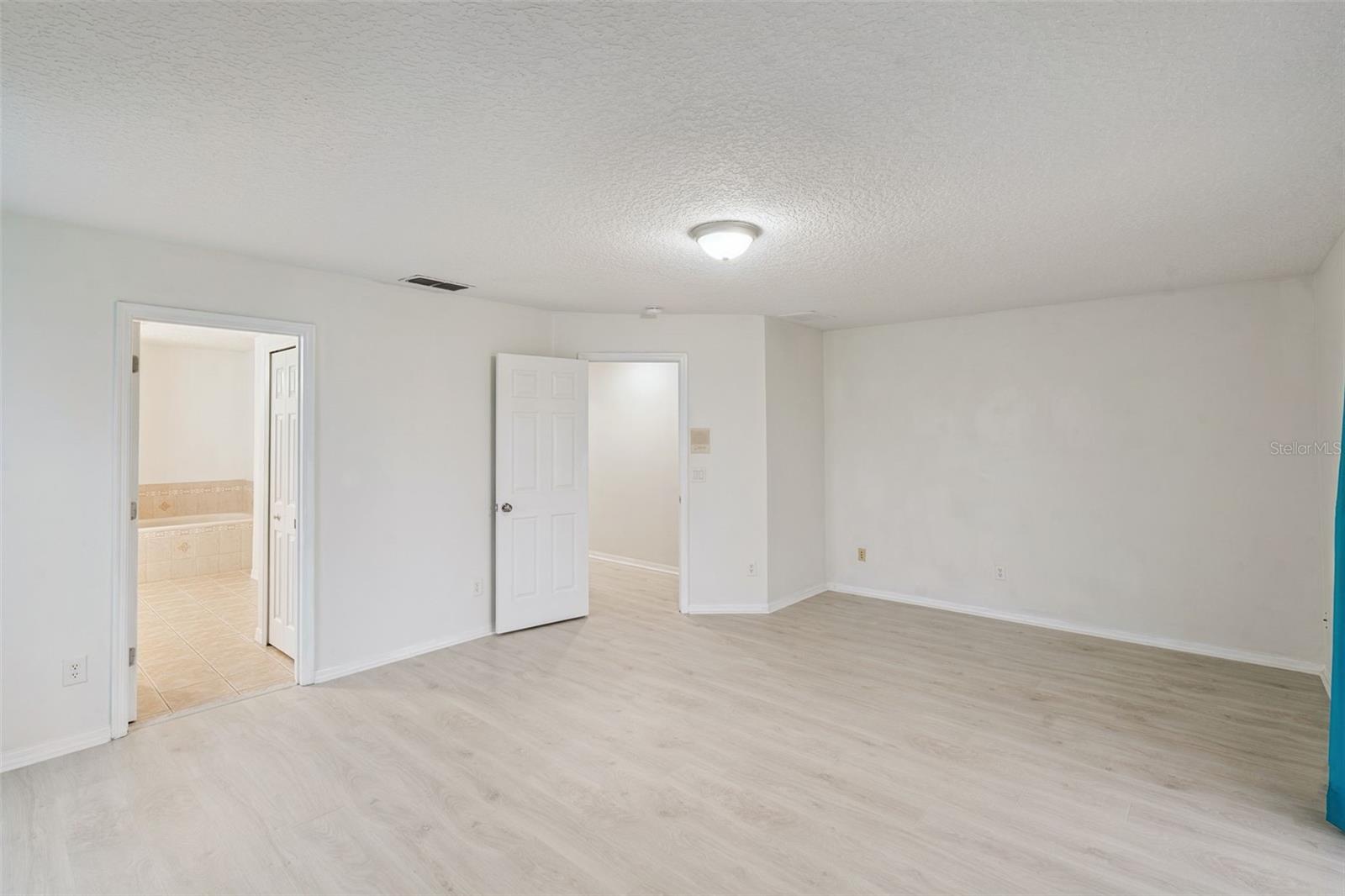 Image 22 of 60 For 1226 Portmoor Way