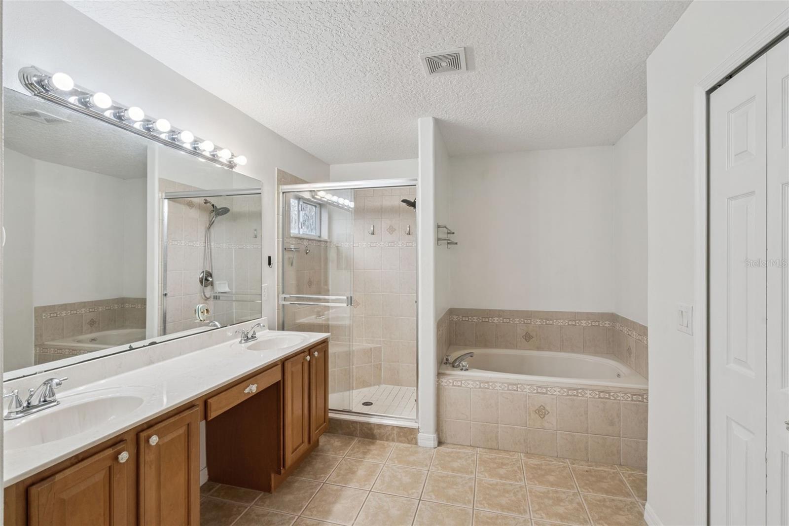 Image 23 of 60 For 1226 Portmoor Way