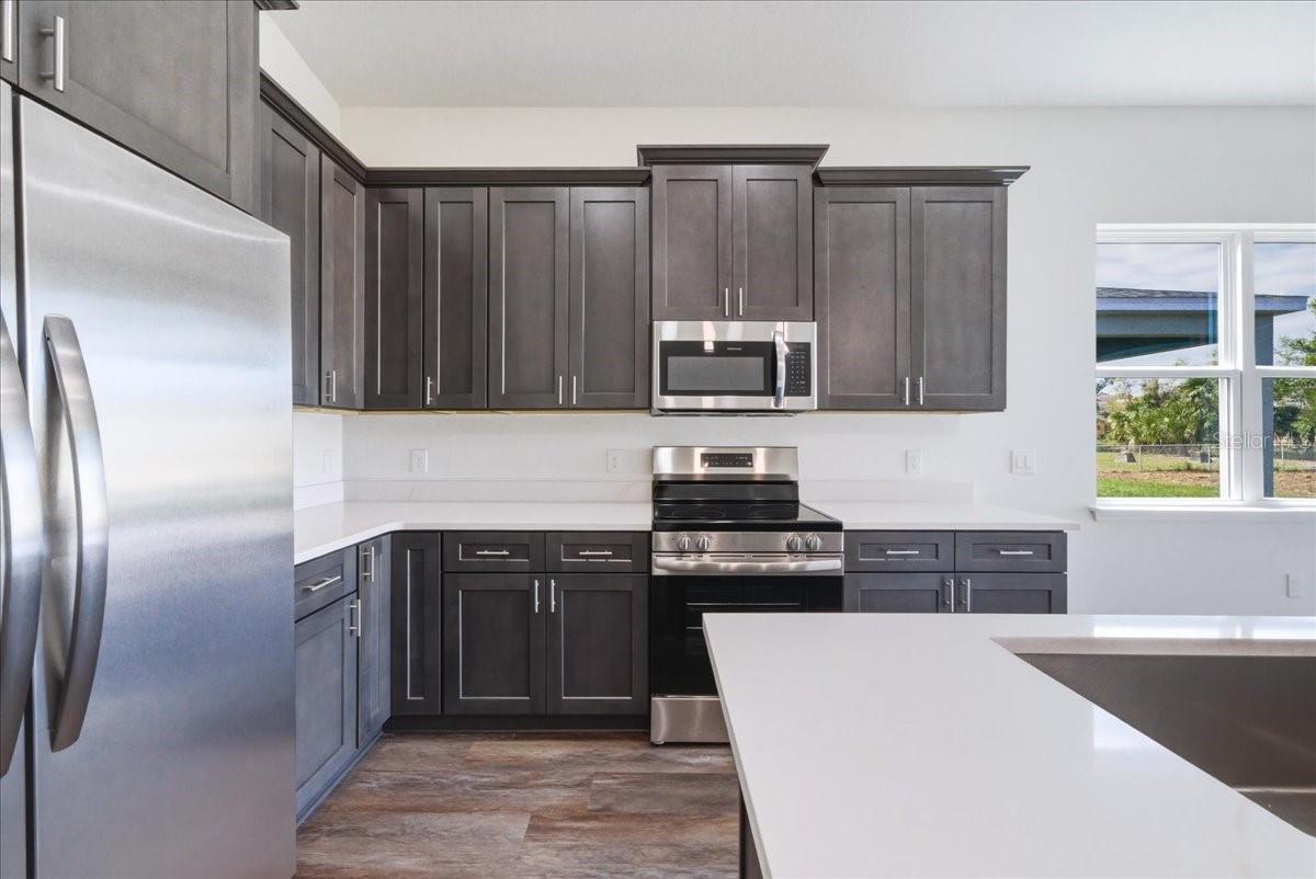 Image 12 of 29 For 1302 Moselle Avenue