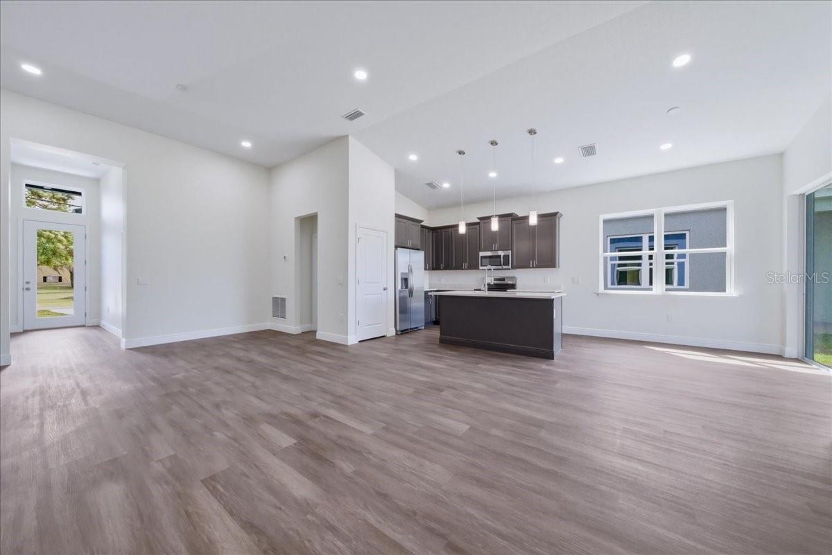 Image 17 of 29 For 1302 Moselle Avenue