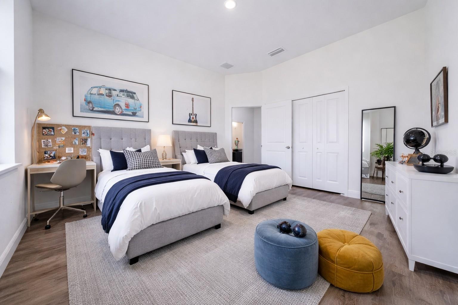 Image 21 of 29 For 1302 Moselle Avenue