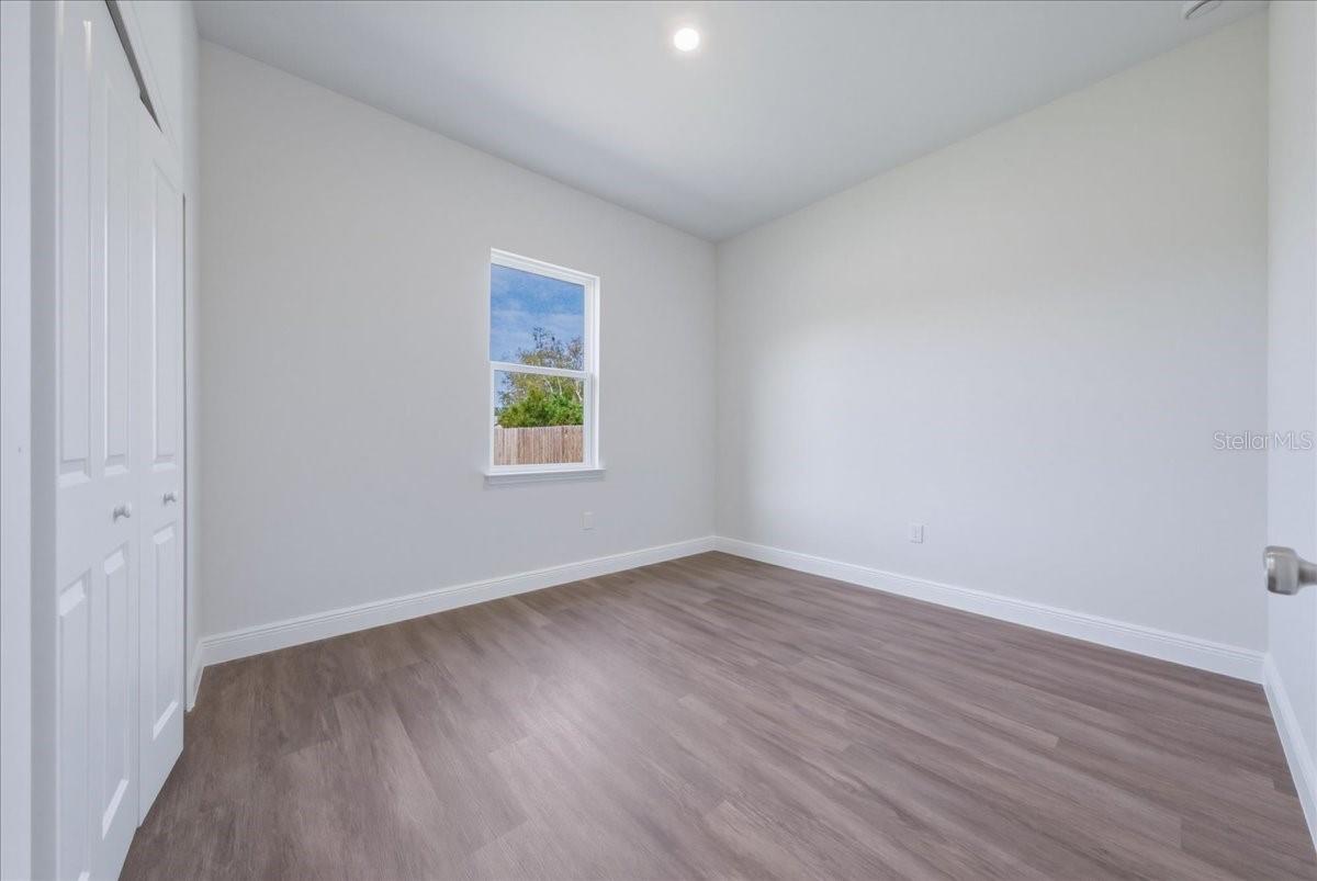 Image 24 of 29 For 1302 Moselle Avenue