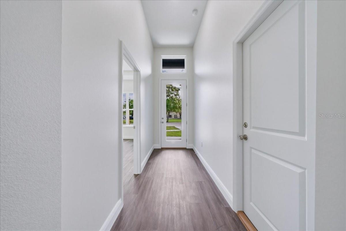 Image 4 of 29 For 1302 Moselle Avenue