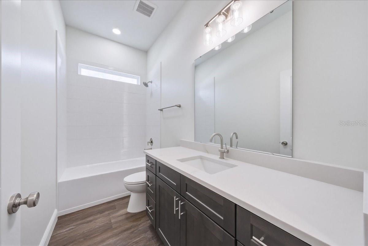 Image 9 of 29 For 1302 Moselle Avenue