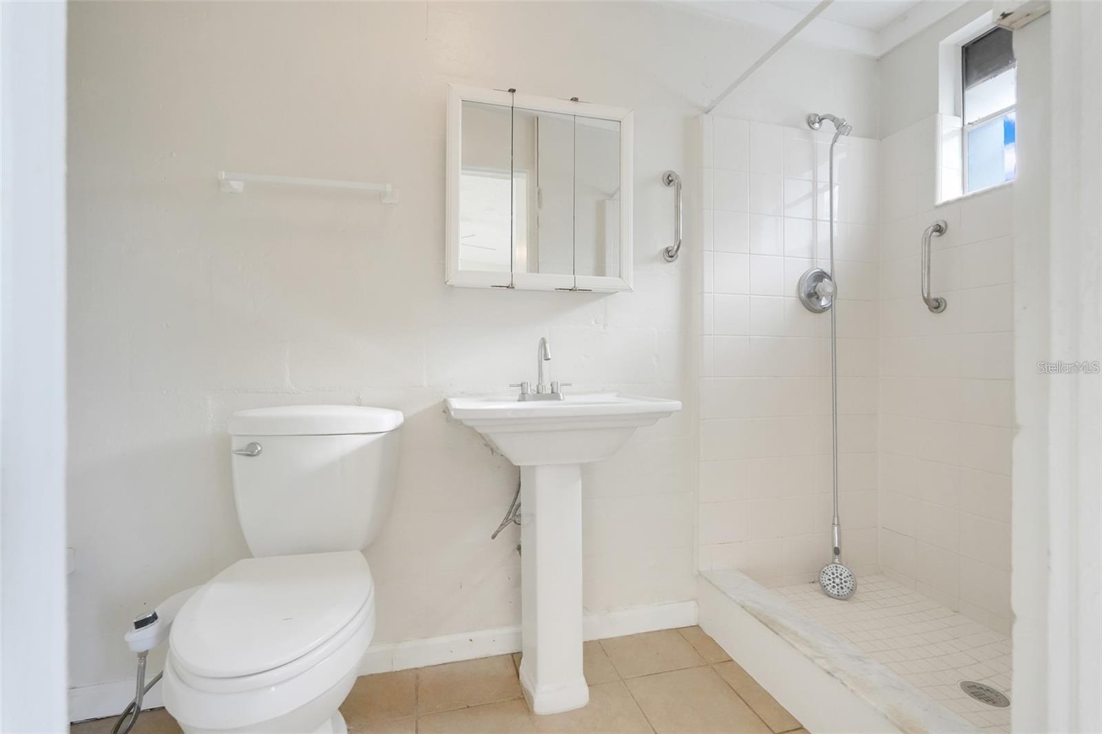 Image 19 of 24 For 107 Garrison Drive