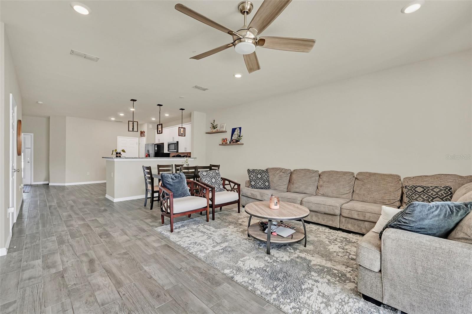 Image 7 of 31 For 3780 Plainview Drive