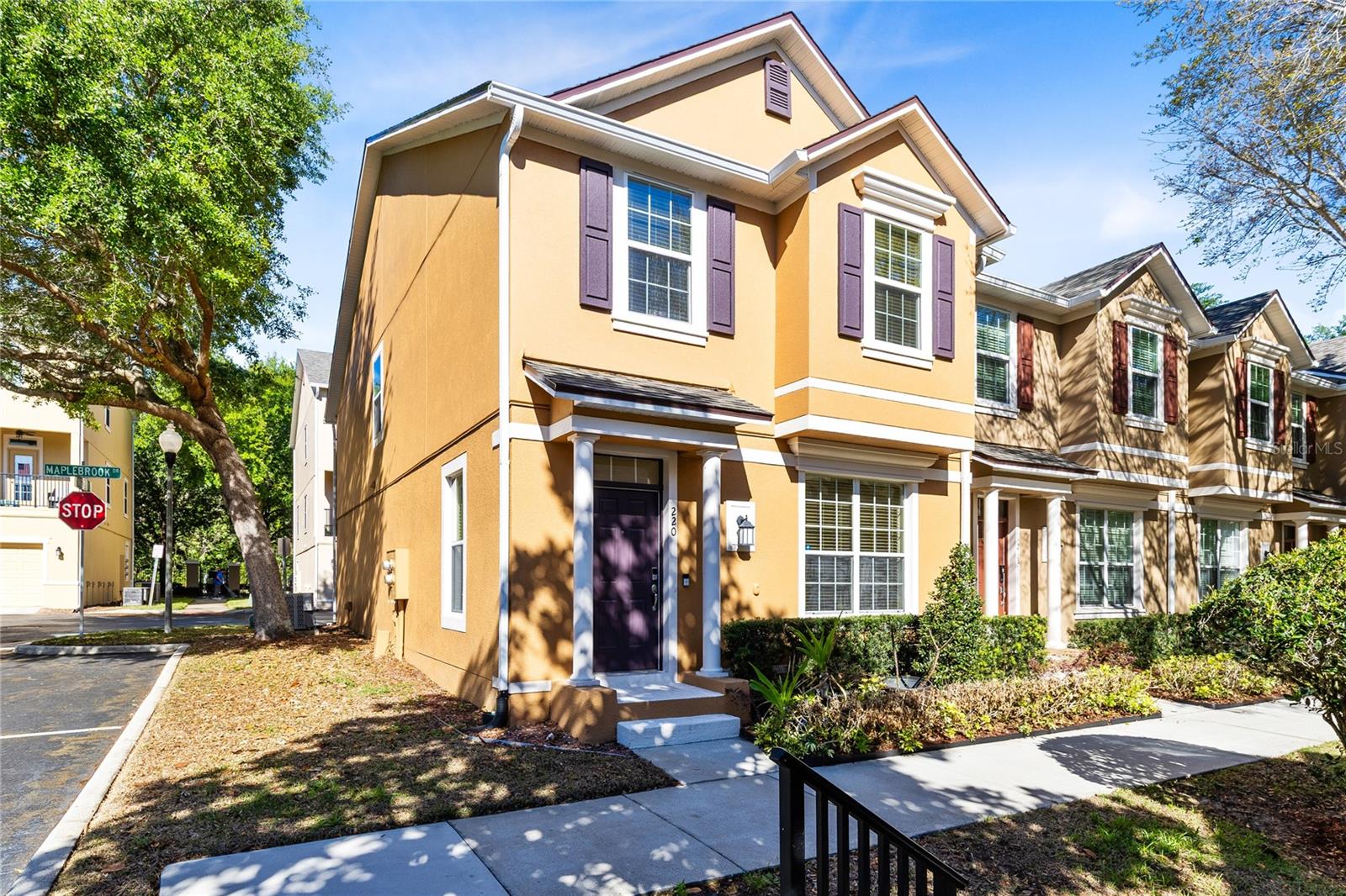 Image 38 of 39 For 220 Maplebrook Drive