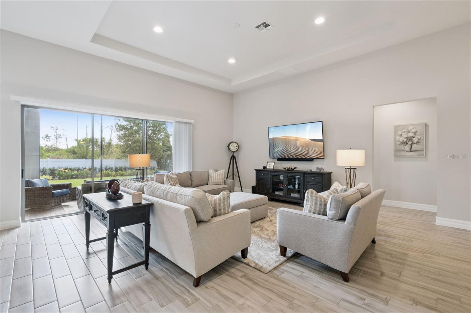 Image 8 of 49 For 11509 Citrus Fields Place